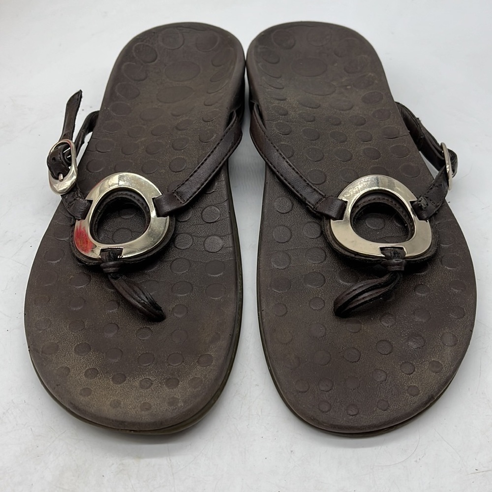 Vionic Karina Brown Flip Flop Thong Orthotic Sandal Silver Circle Sz 40 FFT2395D